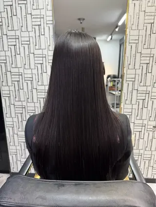 ミディアム 冨吉 咲笑のヘアスタイル
