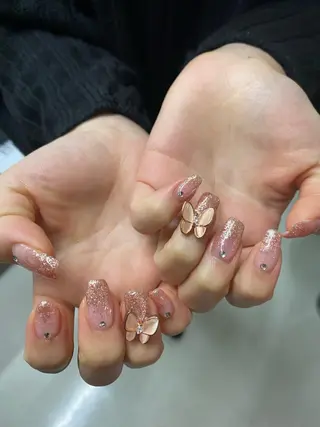 ネイル 梶山 美月のネイルデザイン