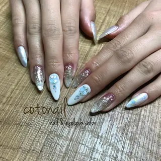 ロング ネイル ツメトマツゲ .のネイルデザイン