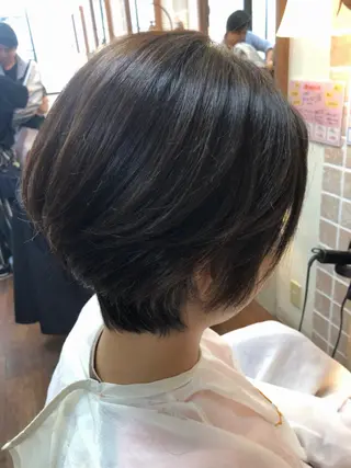 ショート 大野 まゆのヘアスタイル