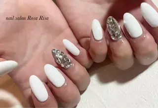 セミロング ネイル ネイルスタジオ シェイクユアハンズのネイルデザイン