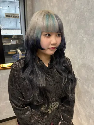 ロング カラー 🌐NATSUMI 🌐【寒色カラー】のヘアスタイル