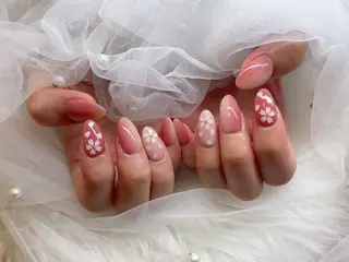 ネイル cachette. 尾関のマツエク・マツパデザイン