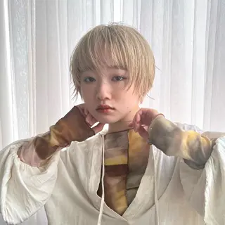 ショート カラー 清水愛果/オリーブ カラー/透明感カラーのヘアスタイル