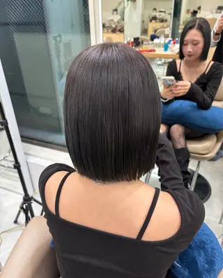 ショート カラー rion🪽 /ワンカラーのヘアスタイル