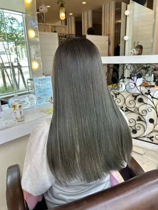 ロング カラー Crén by marie 真嘉比店所属・東恩納 誠のヘアスタイル
