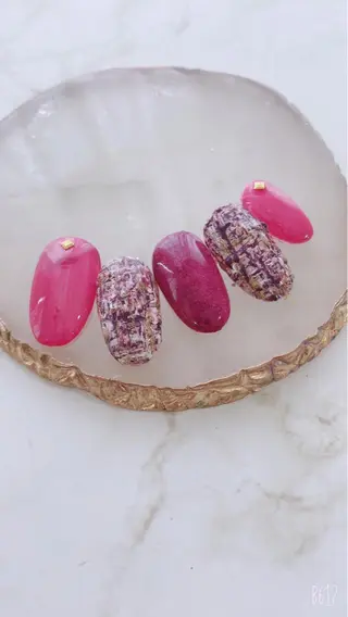 ミディアム サロンku'u所属・salon kuuのネイルデザイン