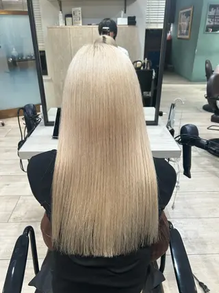 ロング euphoria所属・内間 光輝のヘアスタイル