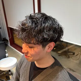 パーマ メンズ GISELA サリナのヘアスタイル