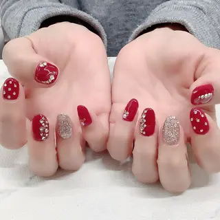 ネイル AYA Reginaのネイルデザイン