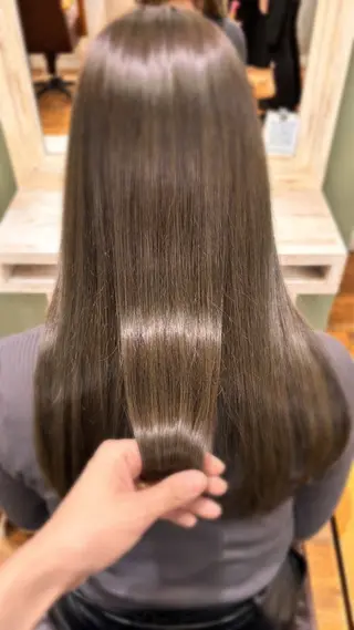 ロング カラー 新宿🫧髪質改善 🫧耳ツボ🫧まなのヘアスタイル