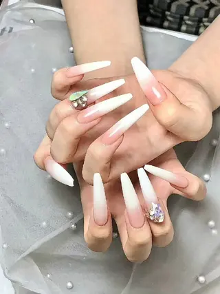 ネイル Alra アルラのネイルデザイン