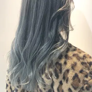 ロング カラー ORIKA 美容室のヘアスタイル