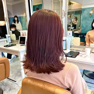 ミディアム カラー 佐々木 シホミのヘアスタイル