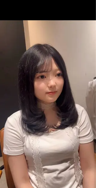セミロング カラー 冨田 那樹のヘアスタイル