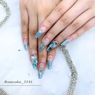 ネイル VIAS 〜EYE&NAIL〜のマツエク・マツパデザイン