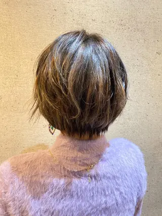 ショート カラー 宮原 佳苗のヘアスタイル