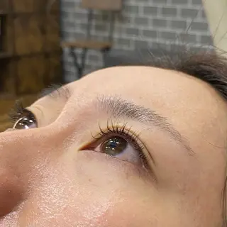 マツエク・マツパ MACARON会津若松 FA town店所属・斎藤 嘉奈の眉毛・アイブロウイメージ