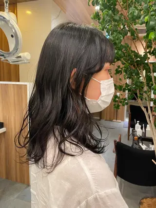 ミディアム カラー 穂乃香 ショートパーマ☘️のヘアスタイル