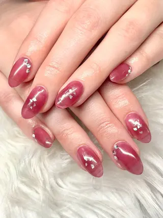 ネイル HEAVEN BEAUTY  & NAIL SALON所属・馬詰 にゅんのネイルデザイン