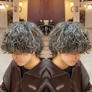 カラー パーマ メンズ 韓国ヘア/シャドウ パーマ大久保🇰🇷のヘアスタイル