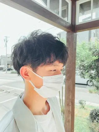 ショート パーマ メンズ 吉田 浩太郎のヘアスタイル