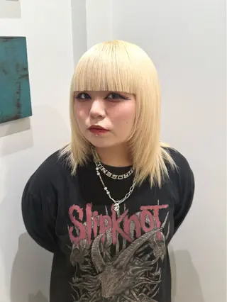 ミディアム カラー 佐川 雪月のヘアスタイル