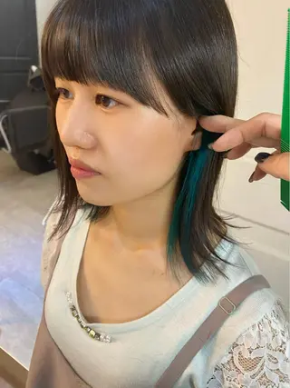 ミディアム カラー 梅田ハイトーン チダ ヒナノのヘアスタイル