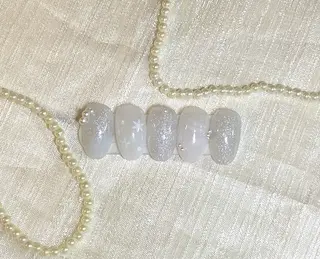 ネイル エリアネイルサロン所属・つ きのネイルデザイン