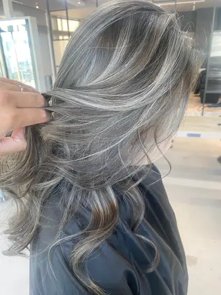 セミロング カラー ヘアアレンジ マツエク・マツパ アイブロウ 井上 一平のヘアスタイル