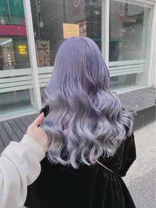 カラー デザインカラー MIKU🦋のヘアスタイル