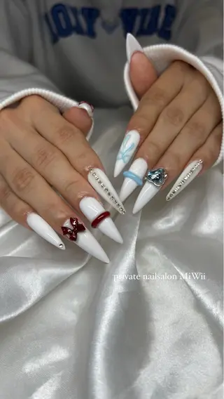 ネイル 𝐧𝐚𝐢𝐥 𝐌𝐢𝐖𝐢𝐢のネイルデザイン