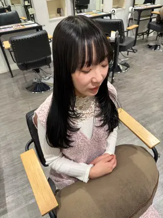 セミロング カラー 上田 紗也のヘアスタイル