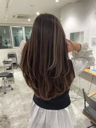 カラー miyu/ハイトーン /ブリーチのヘアスタイル