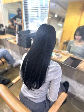 ロング カラー ︎︎カイ ミズキ 🐰𝜗𝜚のヘアスタイル