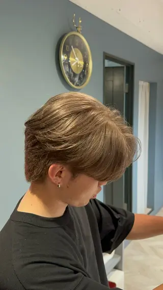 ショート メンズ 【艶カラー⠀】坂東 要のヘアスタイル