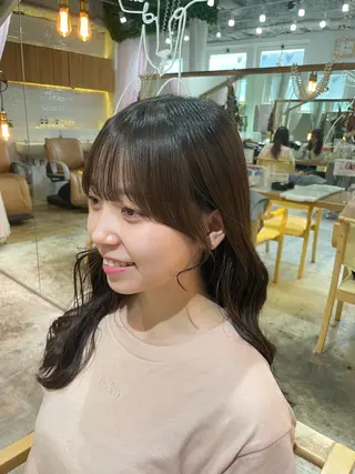 セミロング 梅田 /透明感カラー 🤍narumiのヘアスタイル