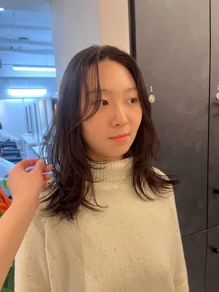 セミロング Viot 銀座 樋口 桃佳のヘアスタイル