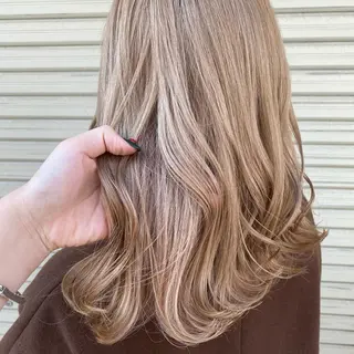 セミロング カラー 枚方 tomee 🦋南部 しほ🦋のヘアスタイル