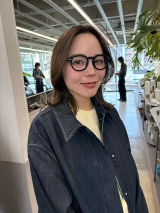 ミディアム カラー 似合わせカット レイヤーボブウルフのヘアスタイル