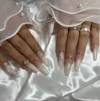 ネイル Bi_nail. yuuのネイルデザイン