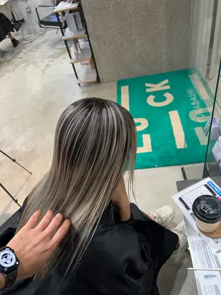 カラー LUCK 船橋のヘアスタイル