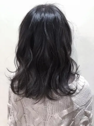 カラー AZ HAIR所属・横山 晃隆のヘアスタイル