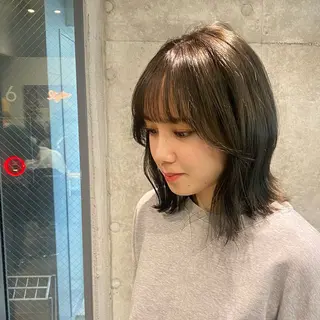 ミディアム カラー 🩶レイヤーカット 🩶柔らかカラー結愛のヘアスタイル