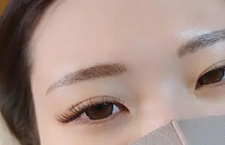 マツエク・マツパ NAZ eyelash&eyebrow by medical salon所属・NAZ 表参道 Tomokoのマツエク・マツパデザイン