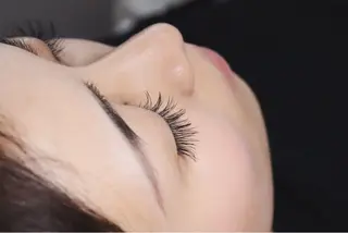 マツエク・マツパ スリアン所属・Souriante （スリアン）の眉毛・アイブロウイメージ