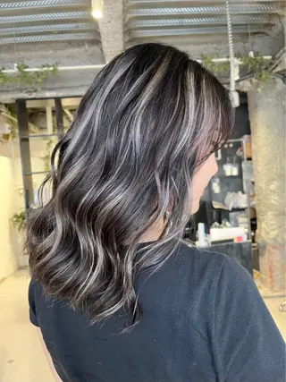 セミロング カラー 🫧inc新小岩 🫧MANAMI🫧のヘアスタイル