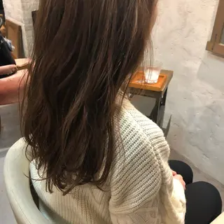 ロング 泊 紗羅のヘアスタイル