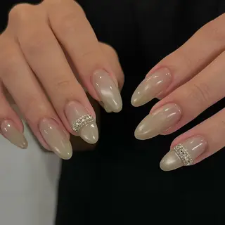 ネイル Ray. byCharmeのネイルデザイン