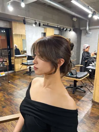 セミロング カラー ヘアアレンジ foi. 　(フォワ)所属・🇰🇷韓×中くびれ ヘア森田和貴のヘアスタイル